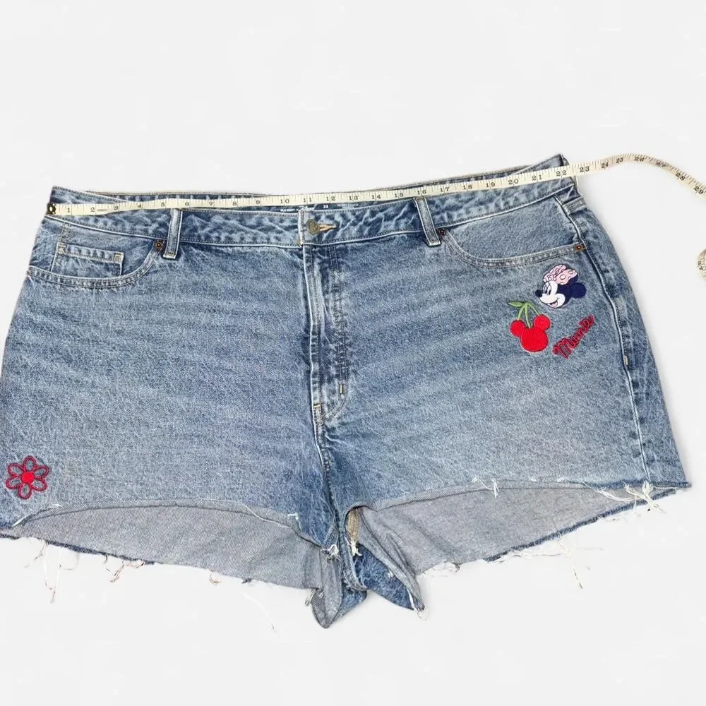 Disney Minnie Mouse Denim Mini Shorts WOMEN'S SIZE 22 - Picture 6 of 8